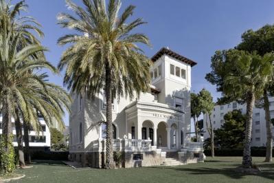 De fiesta loca en las villas de Benicàssim (teatralizada)